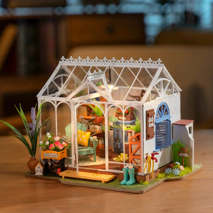 Dreamy Garden House DIY Miniature House Kit DG163